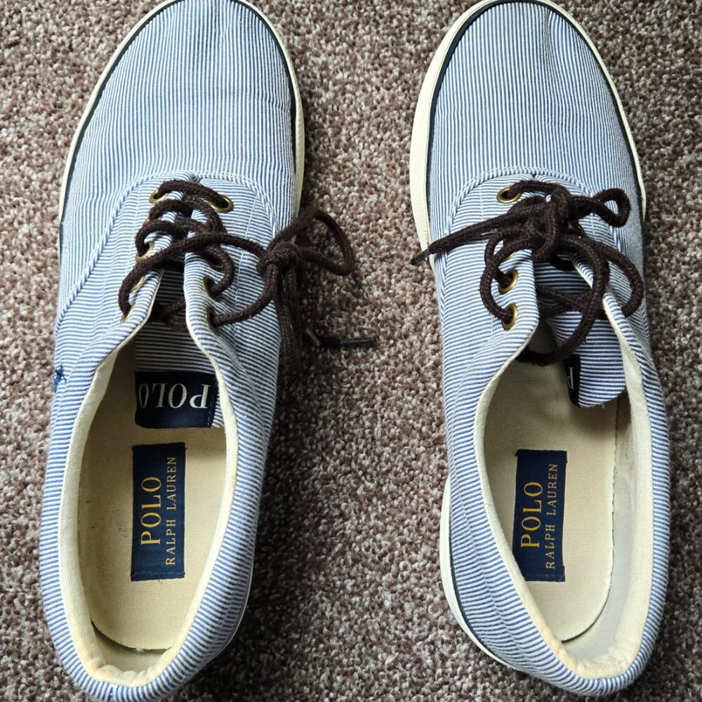Shoes - Picture 8 of 9